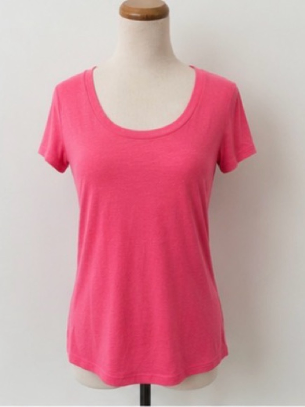 [Threads 4 Thought] Pink Organic Cotton Blend Scoop Neck Tee Size S